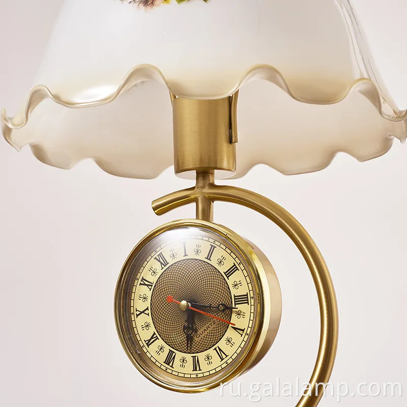 Ретро элегантная европейская учебная комната показ орнамент